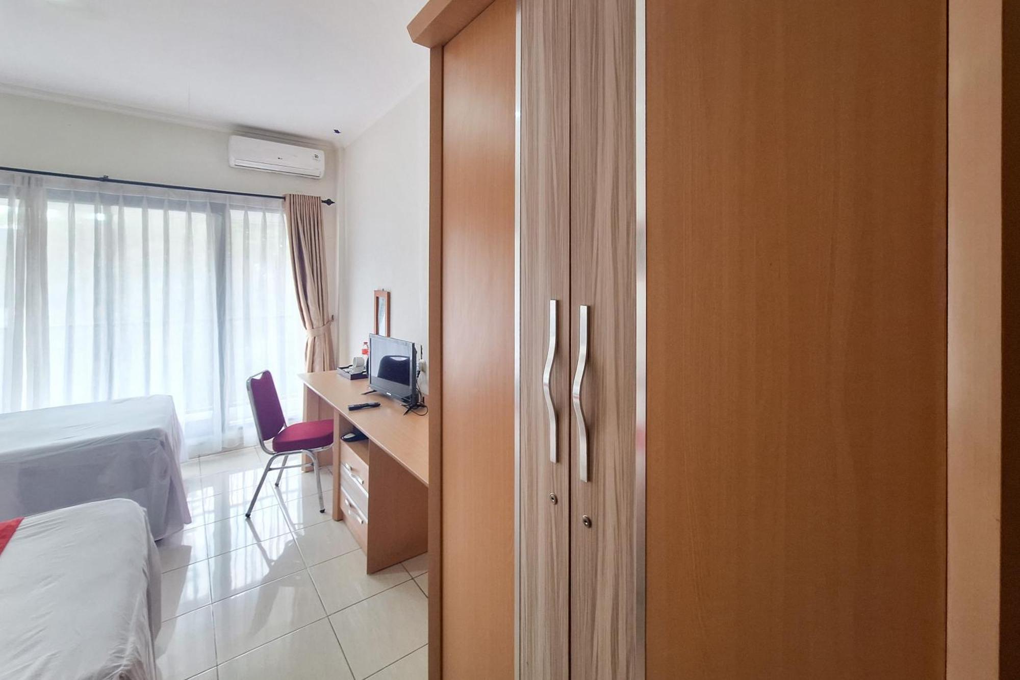 Reddoorz Resort At Tridaya Cisarua Puncak Ngoại thất bức ảnh